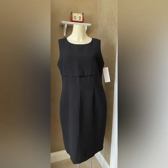 Studio I Dresses | Studio I Women’s Black Classic Minimalist Dress Size 14 Petite Sleeveless | Color: Black | Size: 14p